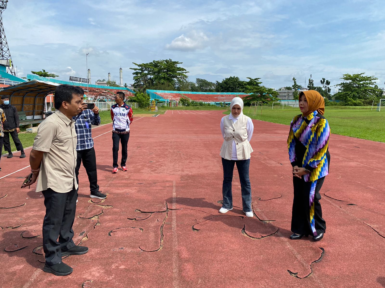 Deputi III KSP Dorong Perbaikan Sintetik Track "Sisik Naga" di GOR SSA Pontianak