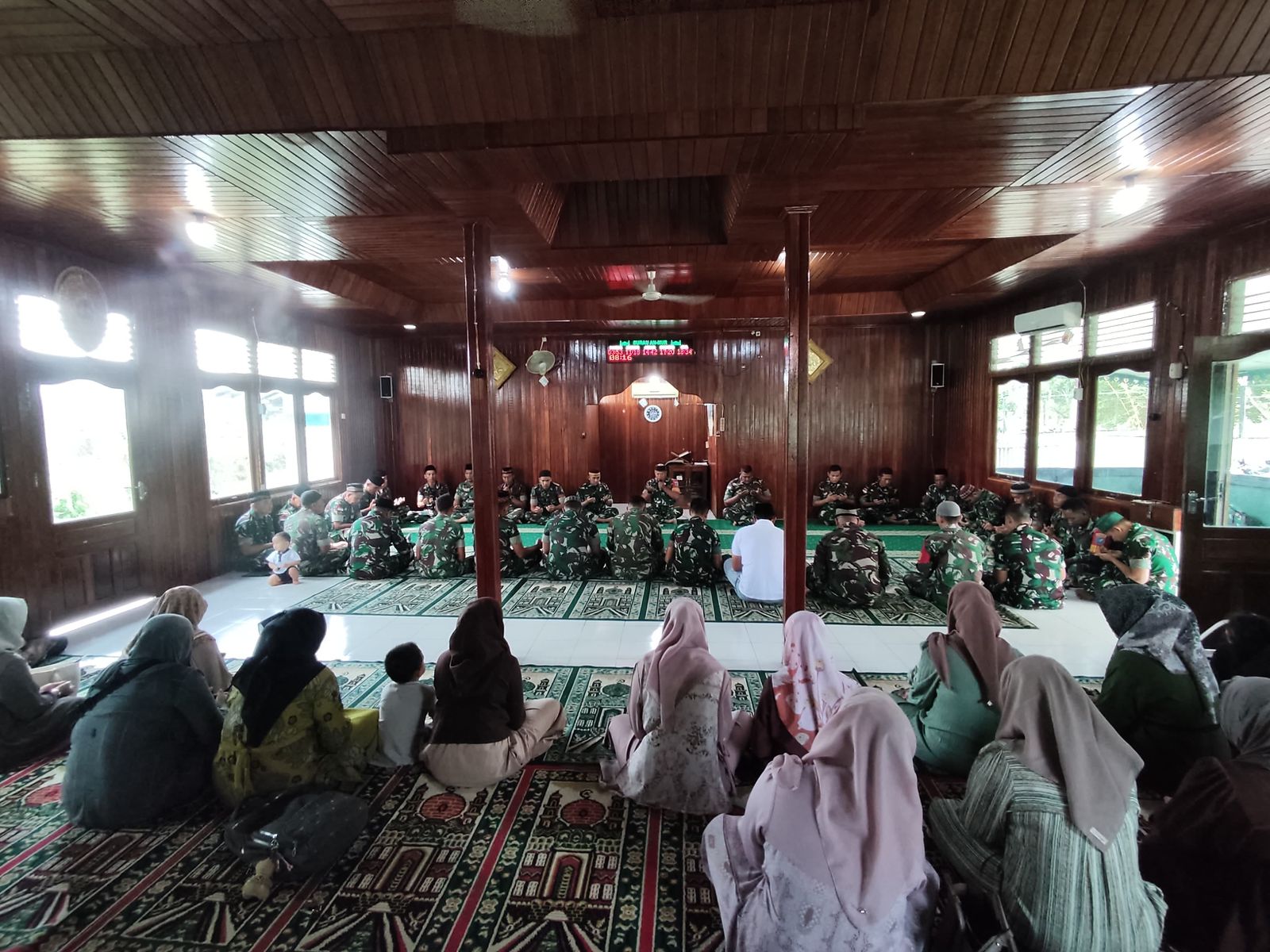 Kodim Putussibau Gelar Doa Bersama dan Pembinaan Rohani Prajurit