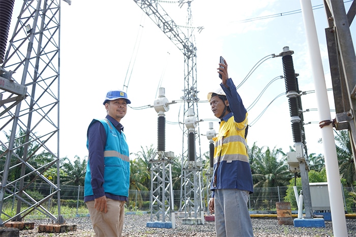 PLN Tingkatkan Keandalan Listrik di Kalsel-Kalteng Sambut Hari Pahlawan 2025