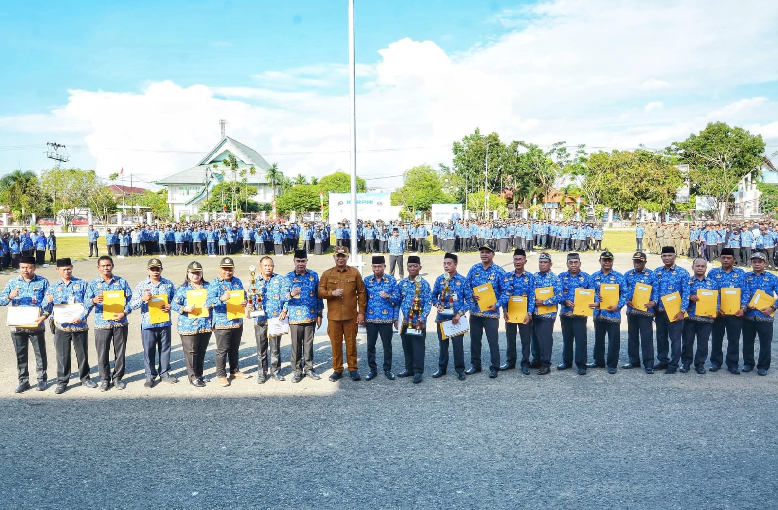 Pemkab Ketapang Gelar Apel Gabungan Peringati HUT ke-54 Korpri