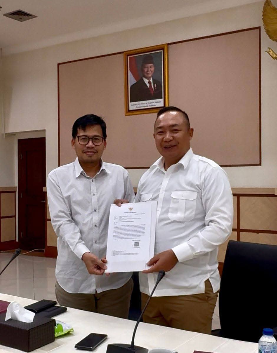 Upayakan Listrik untuk 47 Desa, Bupati Alexander Wilyo Audensi ke Dirjen Ketenagalistrikan Kementrian ESDM