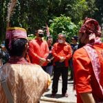 Bupati Sis Buka Tempat Ritual Adat Danau Liuk