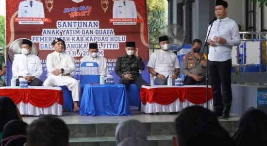 Fransiskus Diaan dan Wahyudi Hidayat Santuni Anak Yatim Piatu dan Kaum Dhuafa Jelang Idulfitri