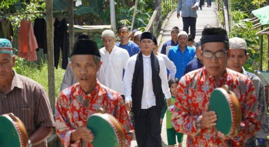 Wakil Bupati Kapuas Hulu, Wahyudi Hidayat saat menghadiri silaturahmi Majelis Ta'lim Qurba se-Kecamatan Hulu Gurung di Desa Nanga Yen, Sabtu (11/06/2022). (Foto: Istimewa)