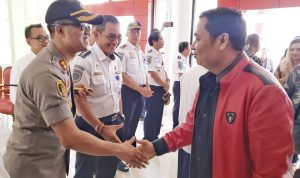 Ketua Komisi V DPR RI dan juga Ketua DPD PDI Perjuangan Kalimantan Barat, Lasarus. (Foto: Dokumen/Istimewa)