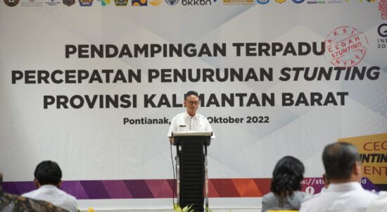 Wali Kota Pontianak, Edi Rusdi Kamtono memaparkan komitmennya dalam Aksi Nyata Pemantauan dan Evaluasi Percepatan Penurunan Stunting. (Foto: Prokopim For KalbarOnline.com)