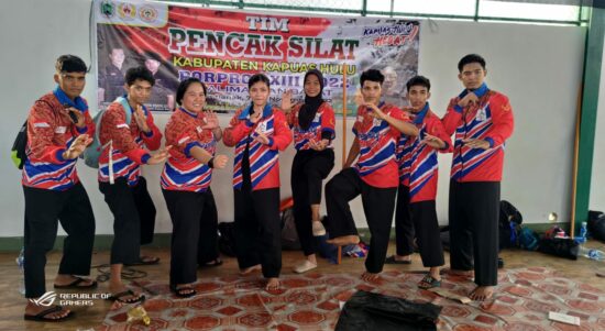 Para atlet pencak silat Kapuas Hulu yang berlaga di Porprov XIII Kalbar. (Foto: Ishaq)