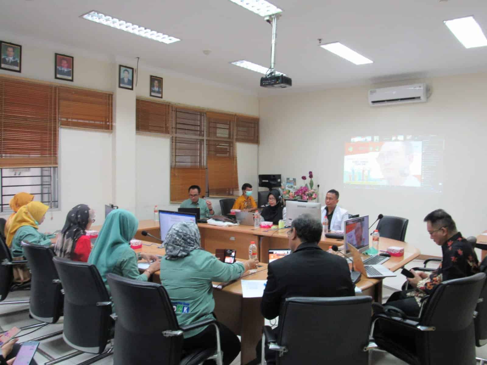 Webinar kesehatan tentang Kenali Kanker Sejak Dini. (Foto: Jauhari)