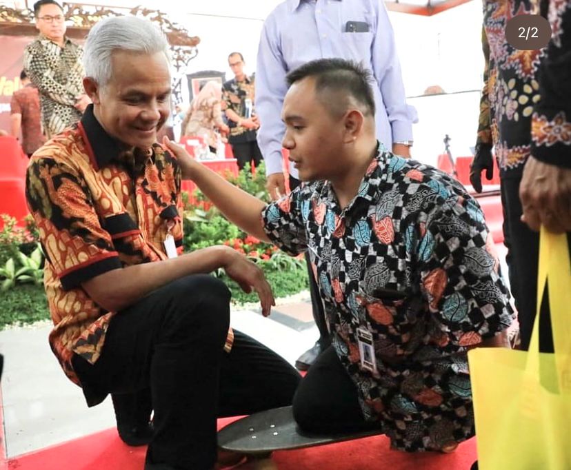 Wacana Naikkan Gaji Guru Ganjar Pranowo Diminta Susun Skema Rinci