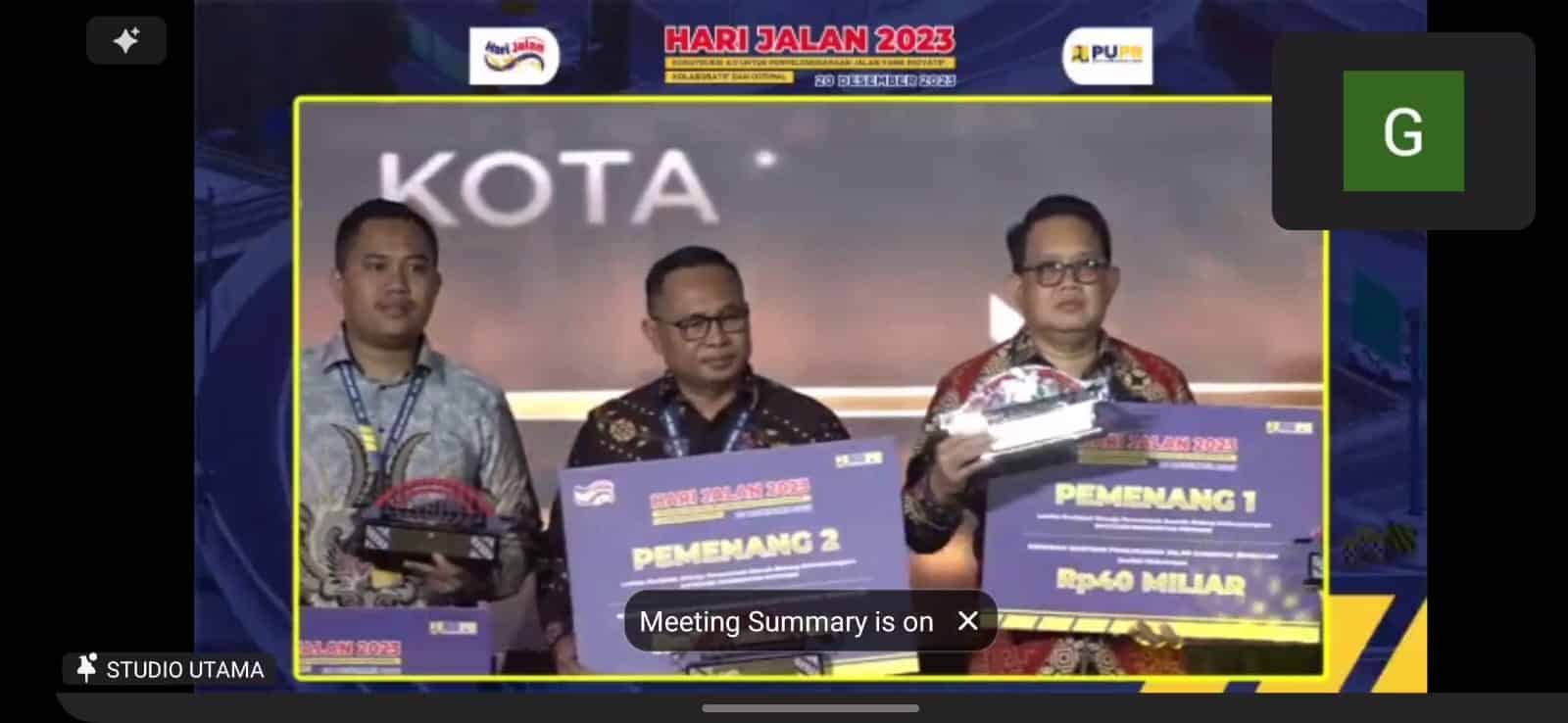 Penyerahan pemenang lomba di Auditorium Kementerian PUPR, Jalan Pattimura, Jakarta Selatan, Rabu (20/12/2023). (Foto: PUPR Kalbar)