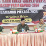 Pj Bupati Kubu Raya Syarif Kamaruzaman bersama Forkopimda Kubu Raya menghadiri Rakor Lintas Sektoral untuk mempersiapkan pelaksanaan Pilkada 2024 di Kubu Raya