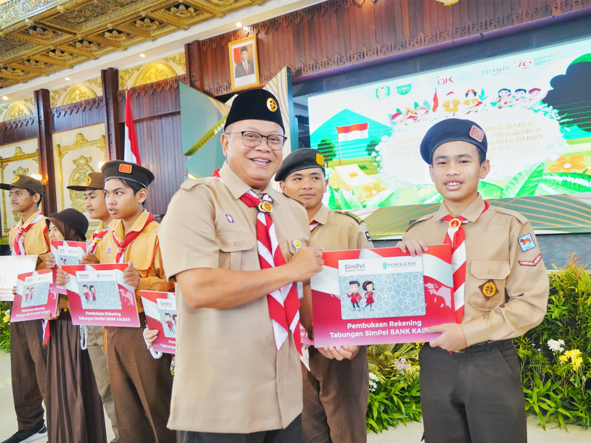 Bank Kalbar Dorong Literasi Keuangan Lewat Program Tabungan Simpel untuk Pelajar