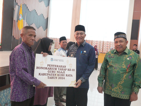 Fardu Kifayah dan Guru Ngaji Terima Honorarium Tahap Tiga