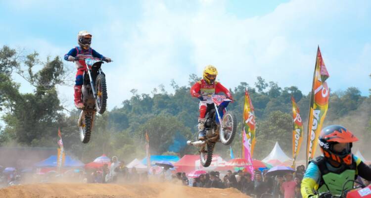 Grasstrack Kayong Utara, Pantai Pulau Datok, Disporapar Kayong Utara, Even Wisata Kalbar, Ekonomi Kayong Utara.