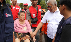 bantuan banjir Kalimantan Barat, Harisson Mempawah, bantuan banjir Mempawah, banjir 2025 Kalbar, Pj Gubernur Kalbar, Windy Prihastari