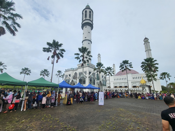 Operasi pasar Ramadan 2025, Sembako murah Kalbar, Harga sembako Ramadan, Operasi pasar Pontianak, Paket sembako murah