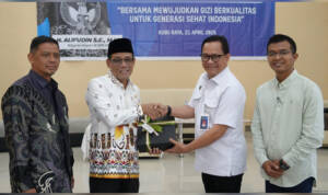MBG, gizi anak, program nasional, program makan bergizi gratis untuk Indonesia Emas, kontribusi DPR dalam kesehatan masyarakat, sosialisasi MBG Kalimantan Barat, pembangunan SDM lewat pemenuhan gizi